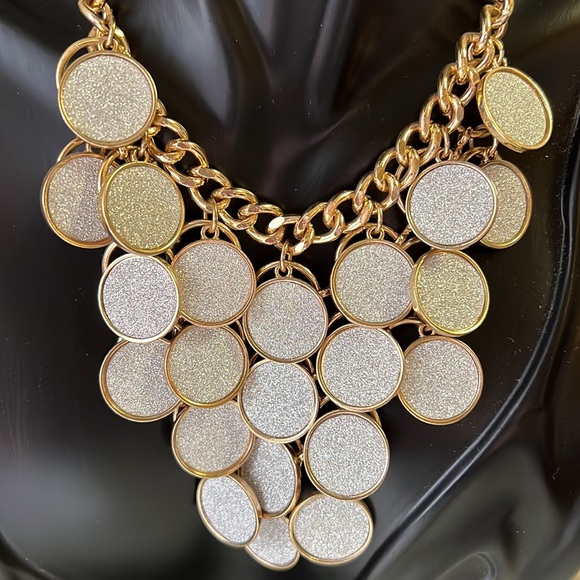 Charming Charlie necklace - Picture 3 of 4